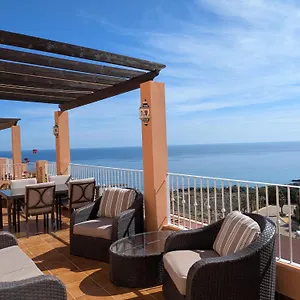  Apartamento South Facing Apartment, Fantastic Sea Views,terrace, 300m